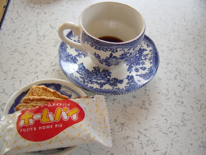 http://kuyu.jp/diary/upload/2006/06/yasumi%20020-thumb.jpg